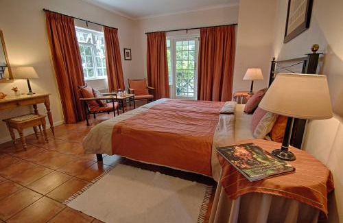 Somerset West House | Golden Hill Guest House