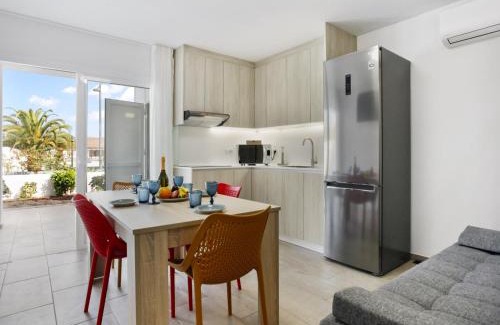 Costa Adeje Apartment | GOLDEN HOLIDAYS, Heated Pool, Air Con, Internet, Parking