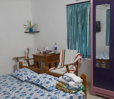 Karunagappally House | Golden Homestay (Parayil Farm House)