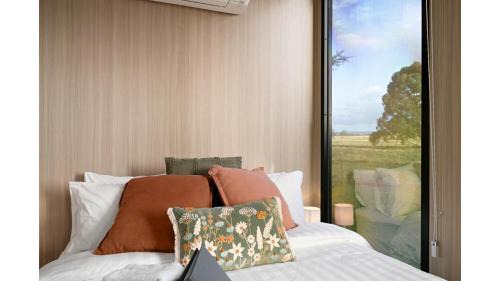 Glenlyon House | Golden Hour Hideaway by Tiny Away
