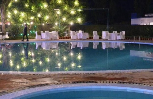 Bhiwadi Hotel | Golden Huts Resorts