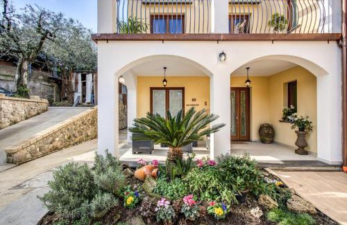Priora House | GOLDEN LEMON - modern house in countryside
