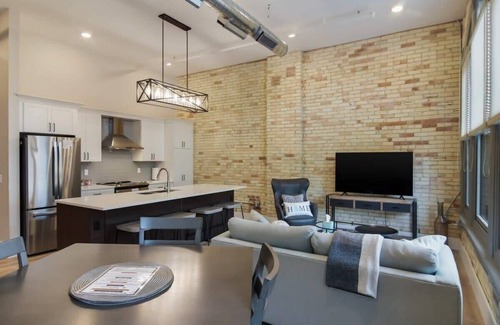 Traverse City Condo | Golden Lofts Unit 3 Downtown Traverse City 2bd/2ba
