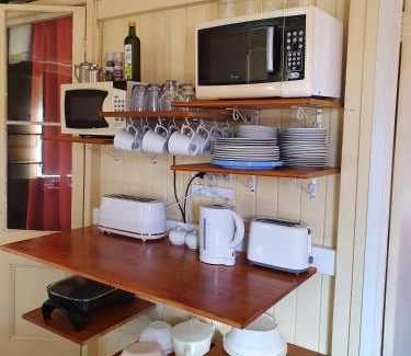 Mount Morgan Bed & Breakfast | Golden Mt Rest on James