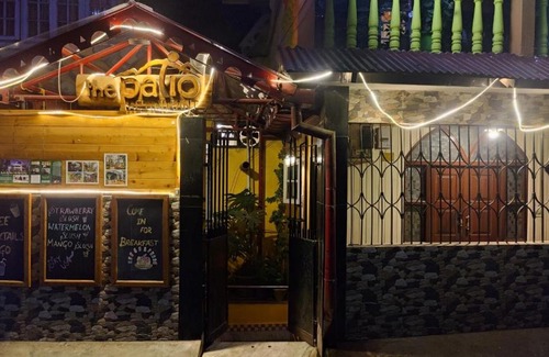 Darjeeling House | Golden Orchid-The Lodge
