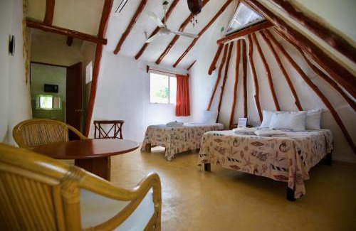 Isla Holbox Hostel | Golden Paradise Hostel