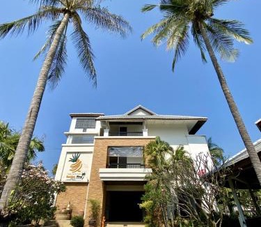 Pak Nam Pran Resort | Golden Pine Beach Resort