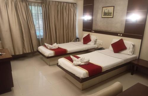 Gandhi Nagar Hotel | Golden Residency, Gandhi Nagar Bangalore