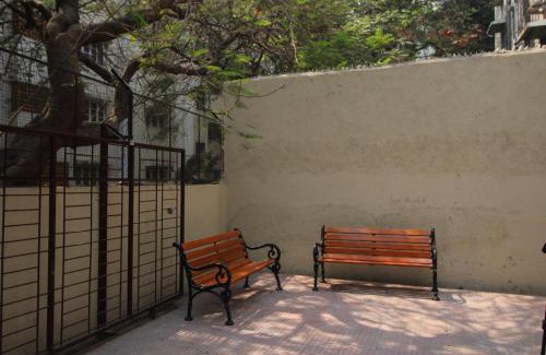 Vile Parle West Hotel | Golden Residency