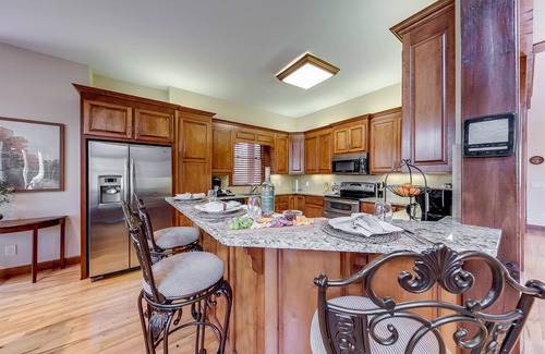 Helen House | Golden Ridge Lodge- Luxury Mountain Escape in Helen, GA