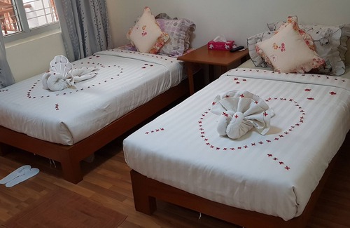 Nyaung-U House | Golden Rose Guest House
