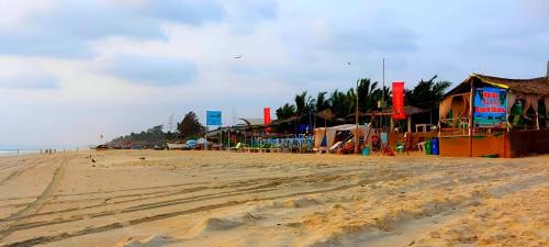 Benaulim Apartment | 'Golden Sand Dunes' 1bhk Benaulim beach apartment