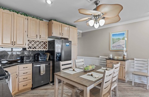 North Ocean City Condo | Golden Sands 2214 is an Oceanfront Delight for the whole Family!