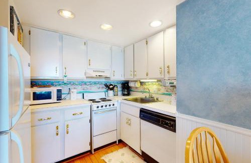 North Ocean City Hotel | Golden Sands 714