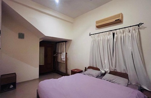 Nagoa Villa | Golden Sun ray beach villa