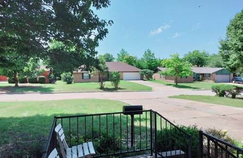 Lawton House | Golden Sunflower's Apartment G, Cameron University, Comanche county hospital!