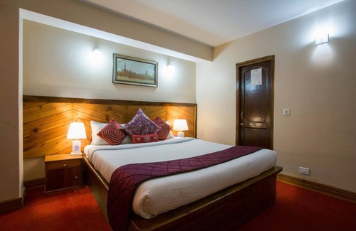 Pelling Hotel | Golden Sunrise & Spa