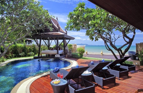 Na Chom Thian Villa | Golden Sunset Villa Beach Front