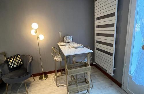 Tours Apartment | Golden Tours - Studio moderne