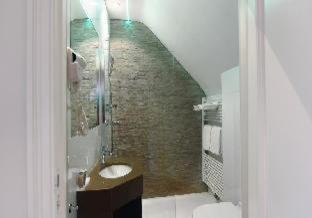 Historical Center Bruges Hotel | Golden Tree Hotel