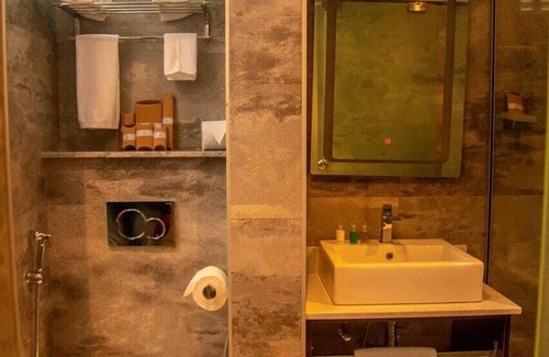 Lekki Phase 1 Hotel | Golden Tulip Lekki Hotel