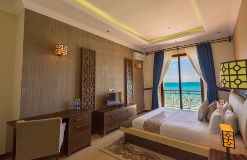 Zanzibar Town Hotel | Golden Tulip Zanzibar Resort