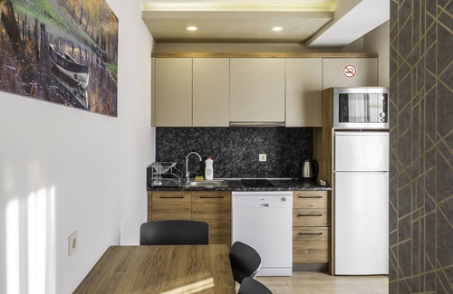 Konyaalti Apartment | Golden World Suite Hotel