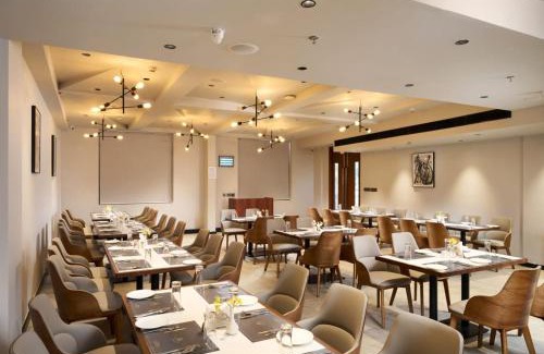 Neyyattinkara Hotel | Goldencastle