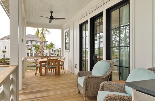 Johns Island House | "Goldeneye” (3021 Southerly Way) 2 person creekside bungalow at Kiawah River