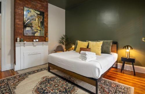 Covington House | Goldie on Greer - Perfect for 4