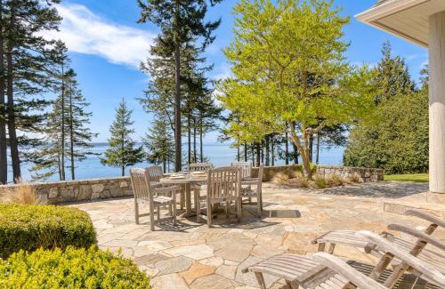 Greenbank House | Goldilocks by AvantStay Luxury Waterfront Home