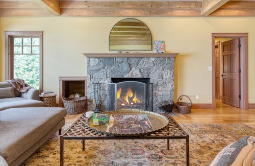 Greenbank House | Goldilocks - Luxury Waterfront Home