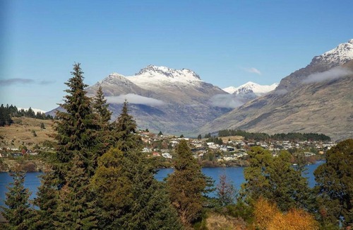 Queenstown Villa | GoldRush Haven