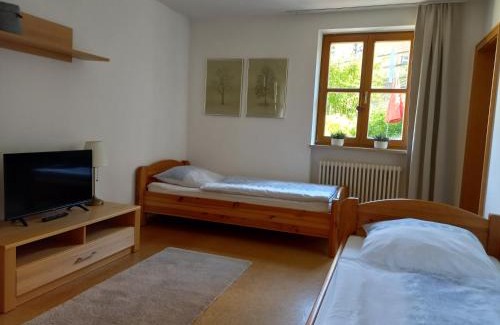 Oberdorla House | Goldsteig 2 -Zweibettzimmer
