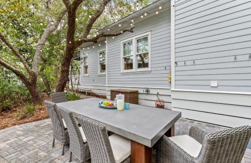 Hammocks of Seagrove House | Golf Cart - 2 Community Pools - Close to Seaside