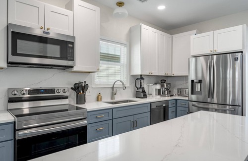 Santa Rosa Beach House | Golf Cart & 6 Bikes! Walk or Bike to the Beach & Gulf Place! Off-Piste at Blue M
