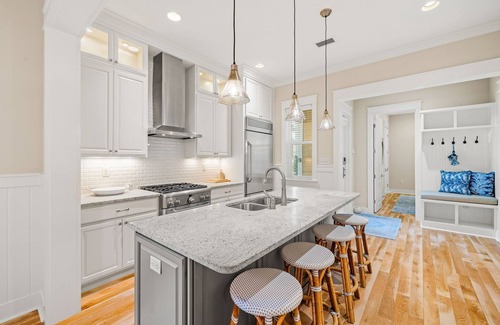 San Juan House | Golf Cart, Close to Publix in Watercolor and Community Pool | 5 Bedroom