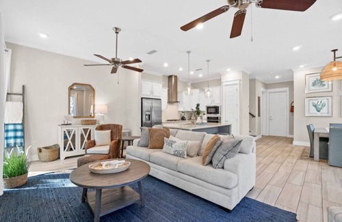 Panama City Beach House | Golf Cart|Heated Pool|Big Chill
