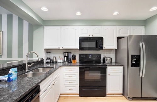 Sandestin Condo | Golf cart, newly renovated villa, pet friendly!