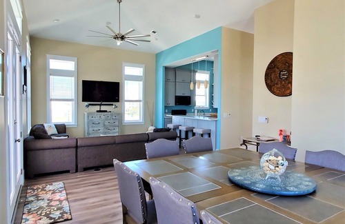 Navarre Beach House | Golf cart, roof deck, elevator, spa, chef kitchen. 600' from beach. 5 🌟 rating!