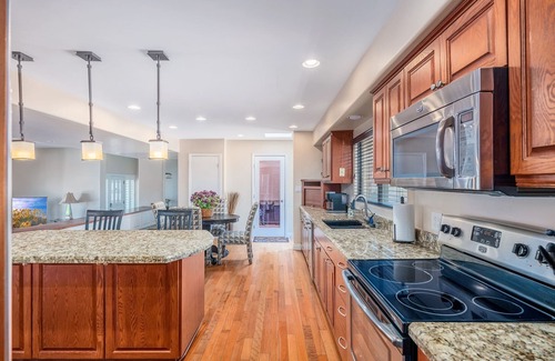 Moon Valley House | Golf Community, N. Phoenix/Scottsdale/Sports, Custom Estate. Mountainside+ Views