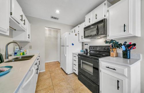 Miramar Beach House | Golf Course 93D