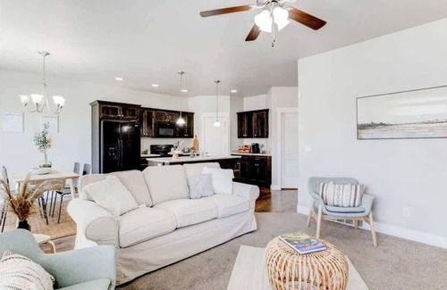 Sunset Heights House | Golf Course Close By, Minutes from UVU/BYU