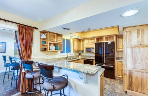 Bellair Condo | Golf Course Condo, with Spa