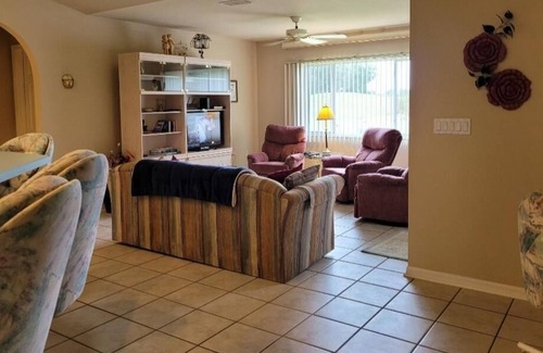 Candler House | Golf Course home! Spruce Creek Del Webb Country Club! Close to Villages!