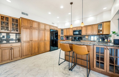 Red Mountain Ranch House | Golf Course Home with Private Pool & Spa, Backyard Putting Green, & Fast WiFi