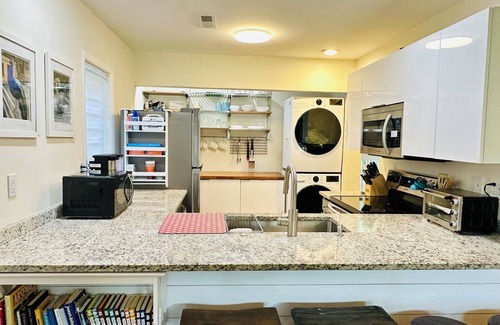 Seabrook Island House | Golf course view villa one mile from the beach