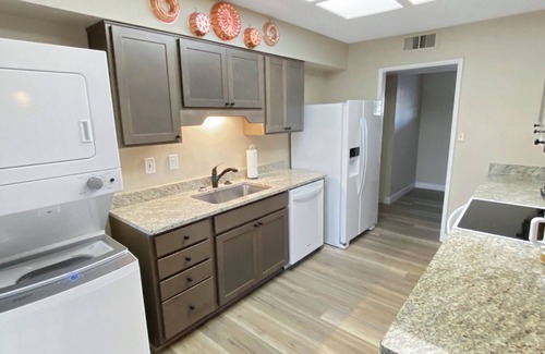 Sun City House | Golf Course View 55+ Community MCM Style Original Sun City Home