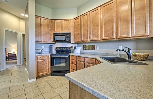 Gold Canyon House | Golf Course View & Pool Access: Gold Canyon Gem