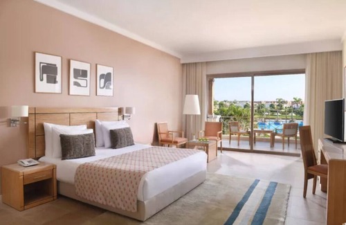Ain Sokhna House | Golf Courses & Poolside Views | Two Rooms, Private Beach & Kids Playground
